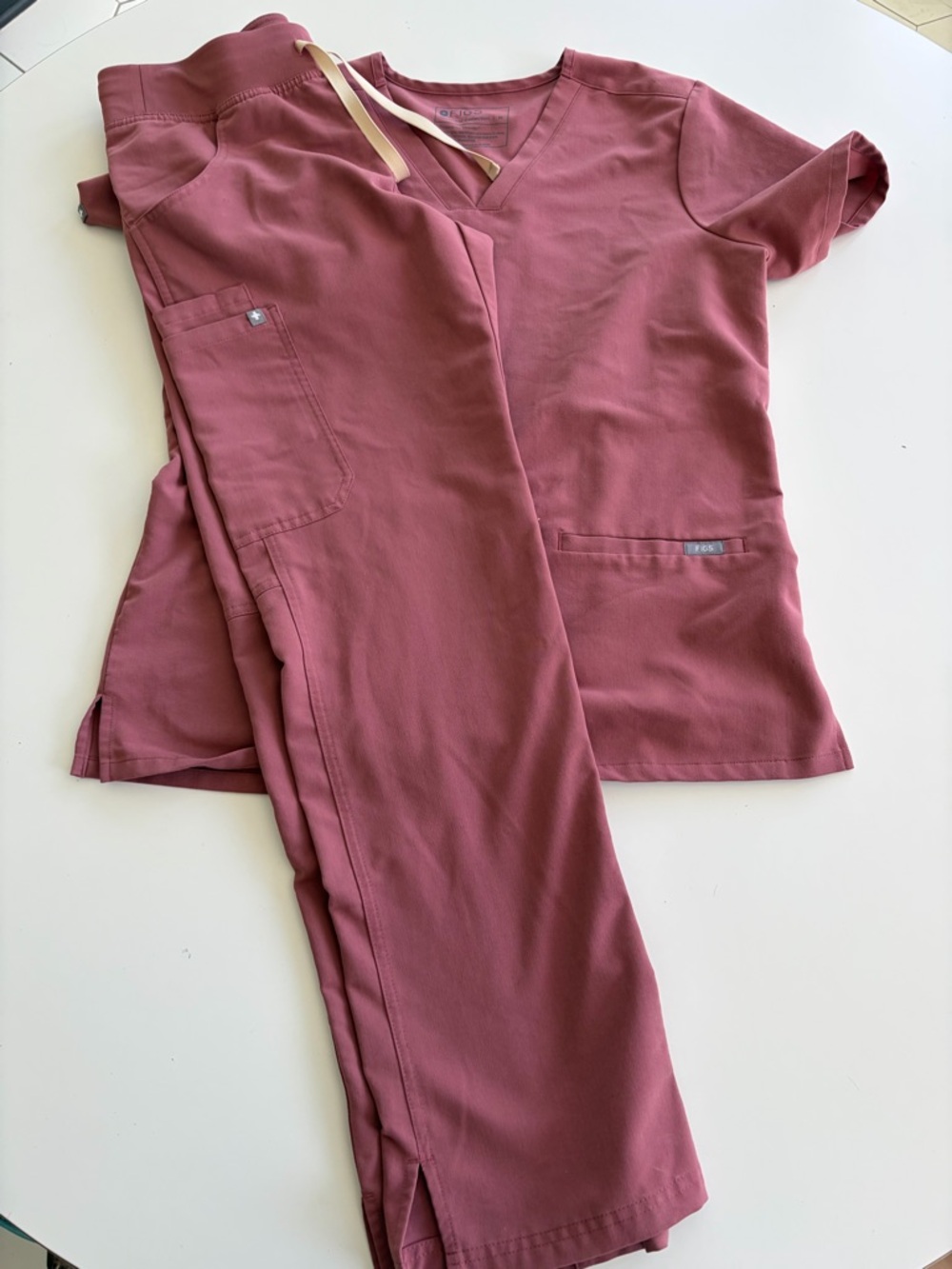 Figs Women's Rose Mauve Straight Leg Scrub Set